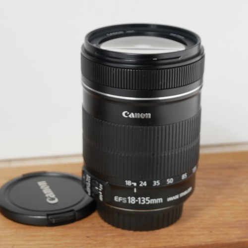 Canon 135 3 5 - mm, f/3.5-5.6
